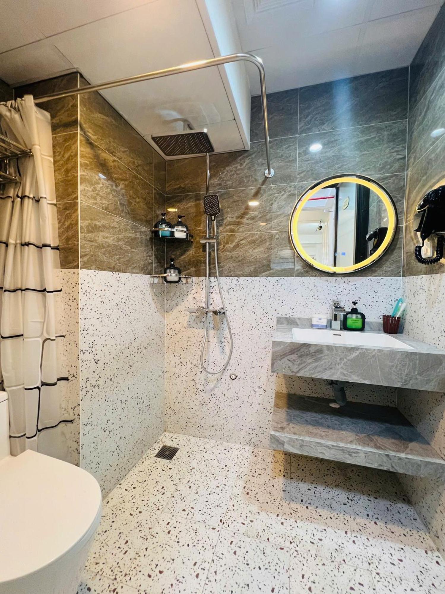 Amazing Stay-Apartment Homestay, Quiet And Cozy Place Ltt Thanh Xuan Ханой Экстерьер фото